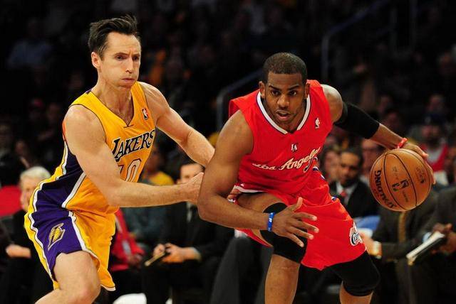 与此同时 与此同时