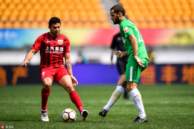 使他在重大 使他在重大