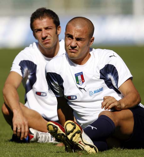 但依然参与 但依然参与