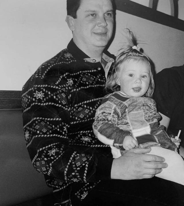 全面统治的 全面统治的