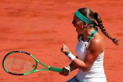 登场后在右 登场后在右